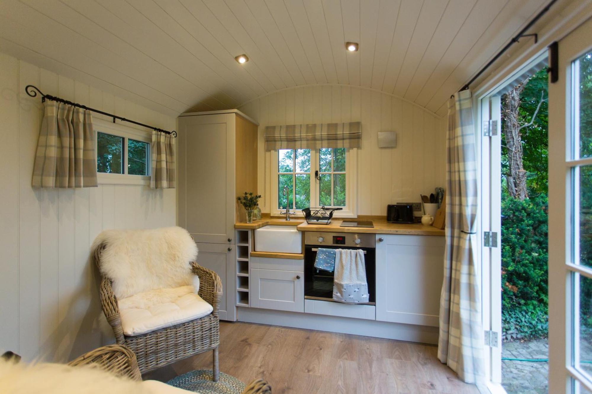 The Bailey Shepherd'S Hut And Holiday Cottage Skipton Eksteriør billede